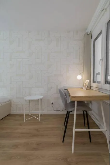 Spacious In Opera With 3bdr For 6pax Apartment