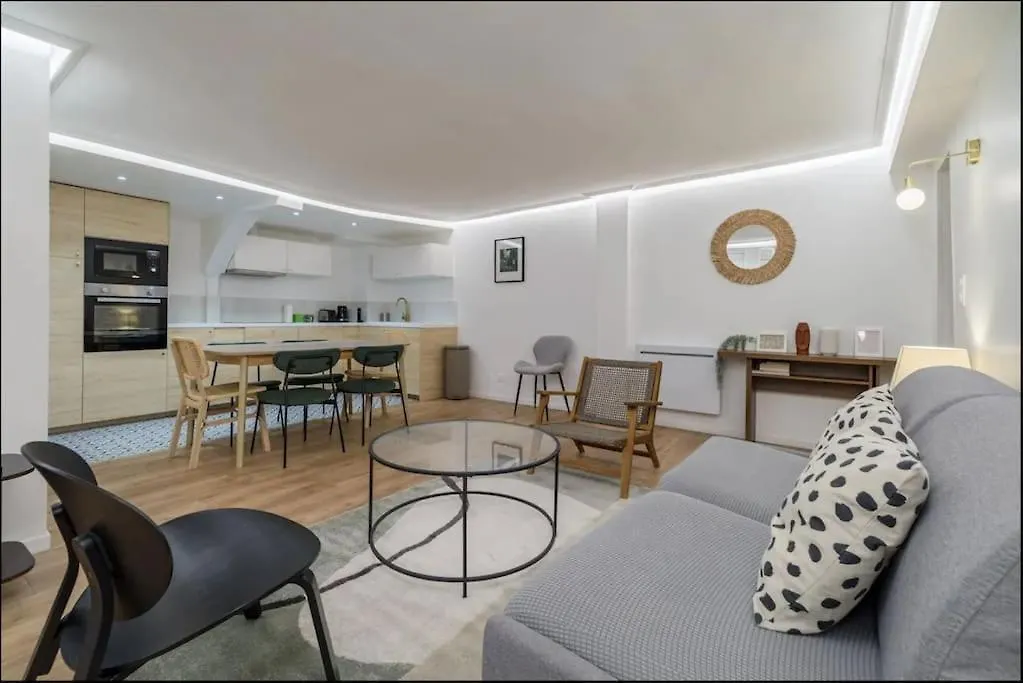 Apartment Spacious In Opera With 3bdr For 6pax *